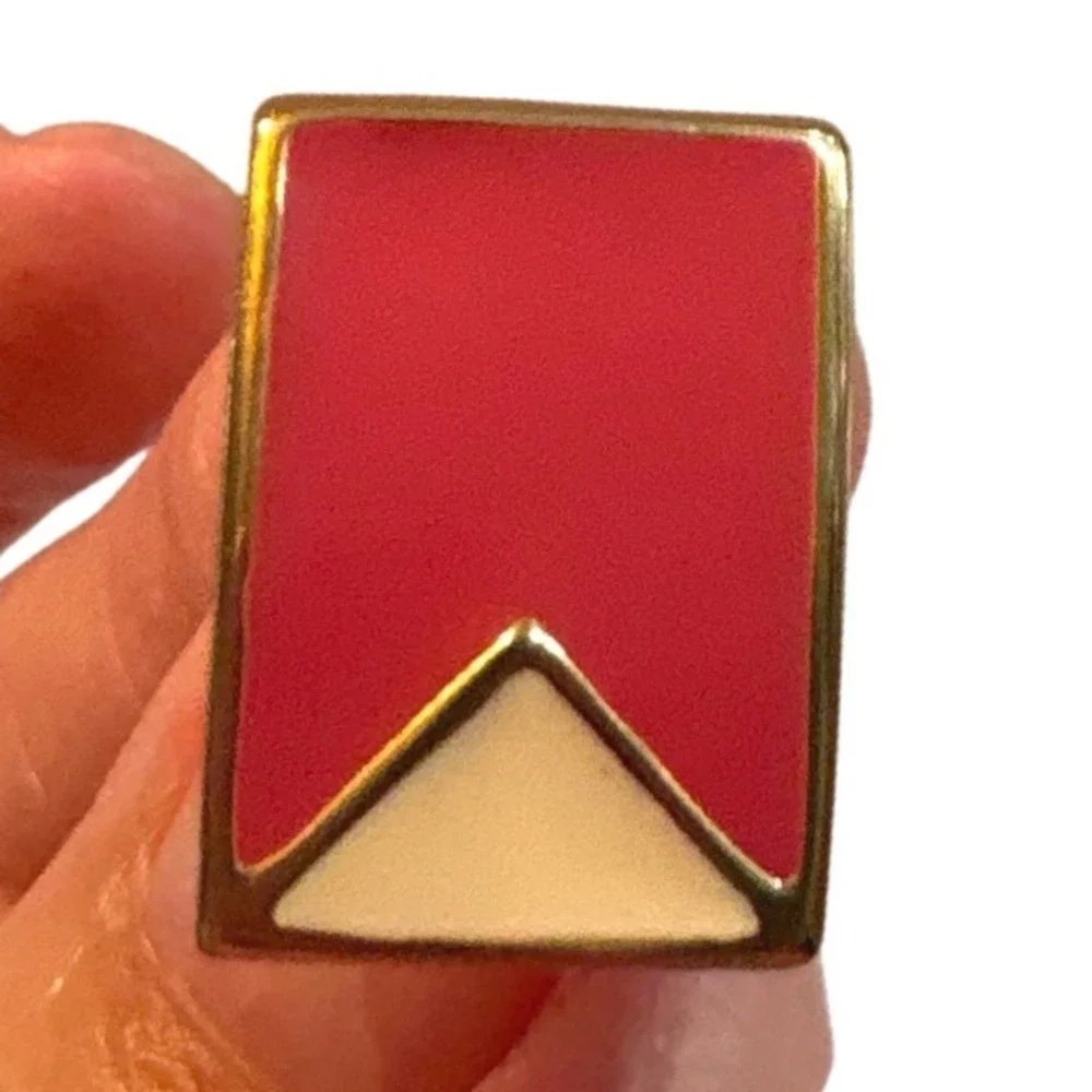 1990s Geometric Pink Cream Enamel Gold Tone Rectangle Stud Earrings Retro Style